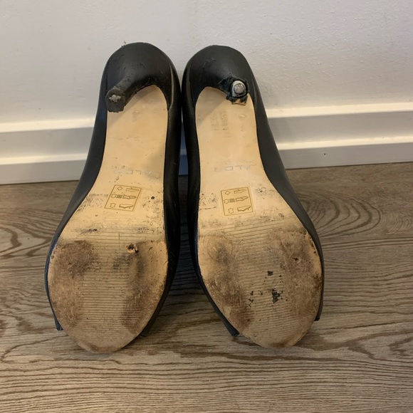 Black open toe heels - Picture 3 of 3